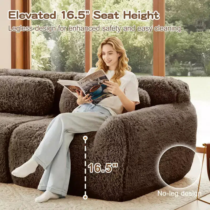 Divano sezionale modulare a L da 149" con pouf e cuscini decorativi – Tessuto felpato color kaki chiaro
